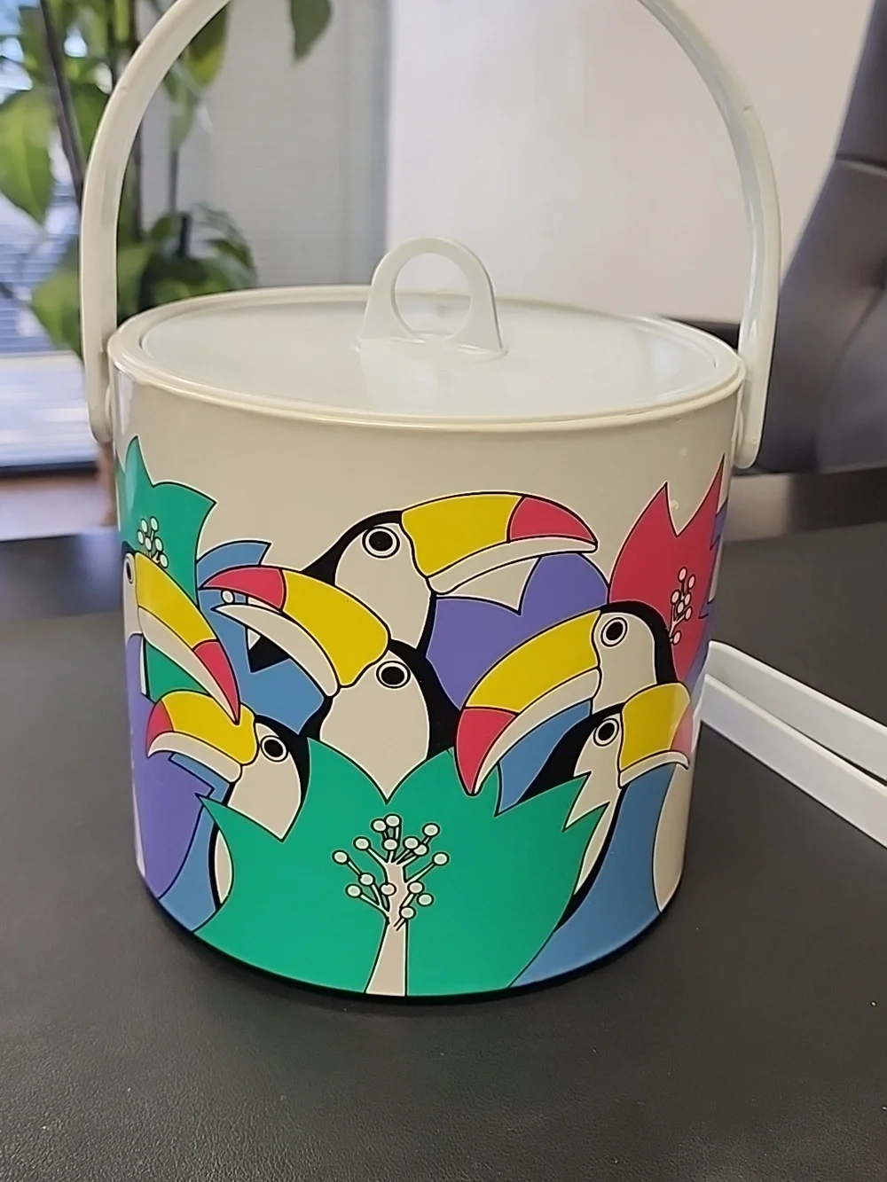 🥳 Toucans Tropical Ice Bucket. Vintage, 80s